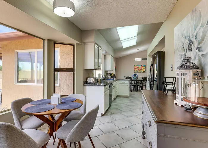Holiday home Near Golf! Sun West Retreat W/ Perks